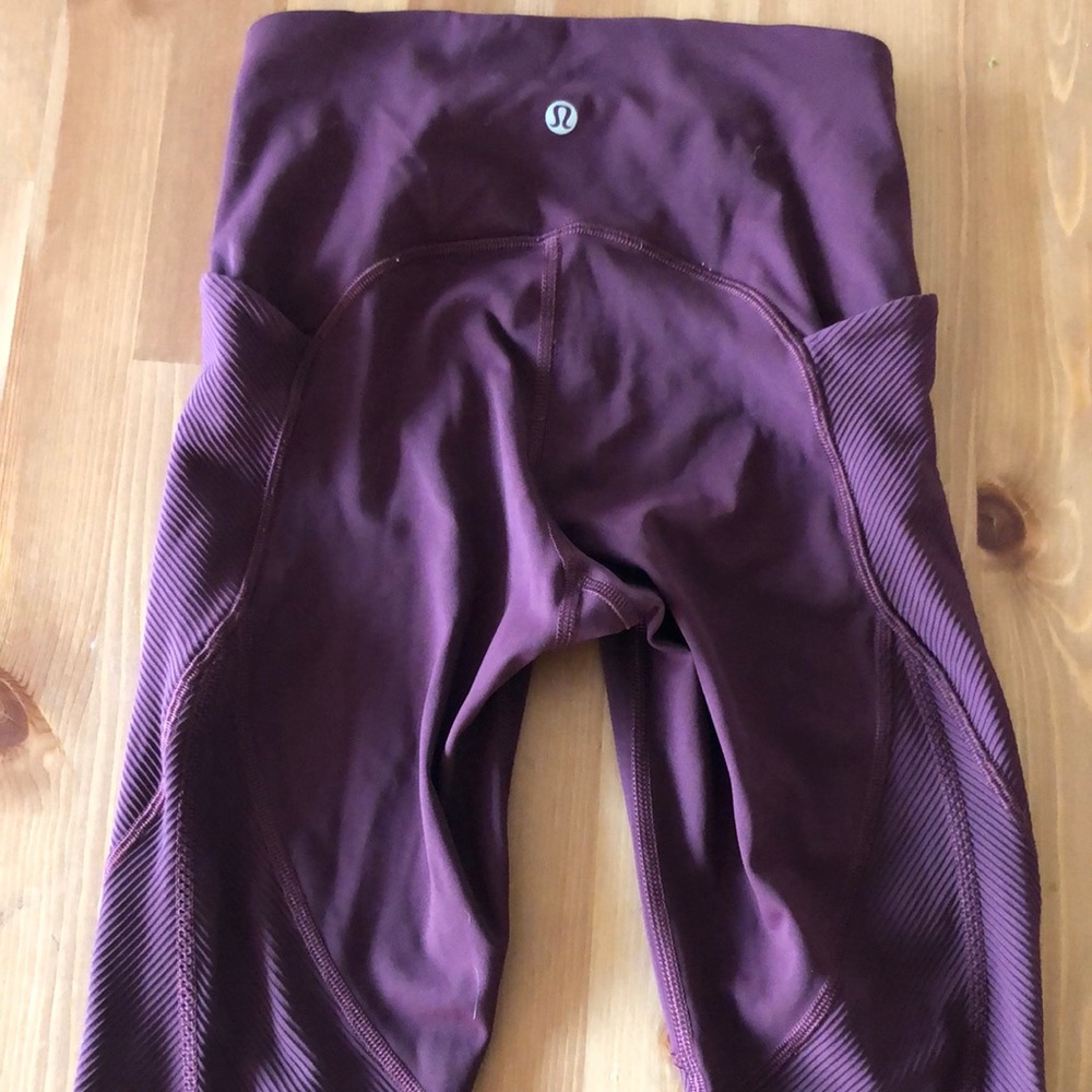 Burgundy Lululemon leggings